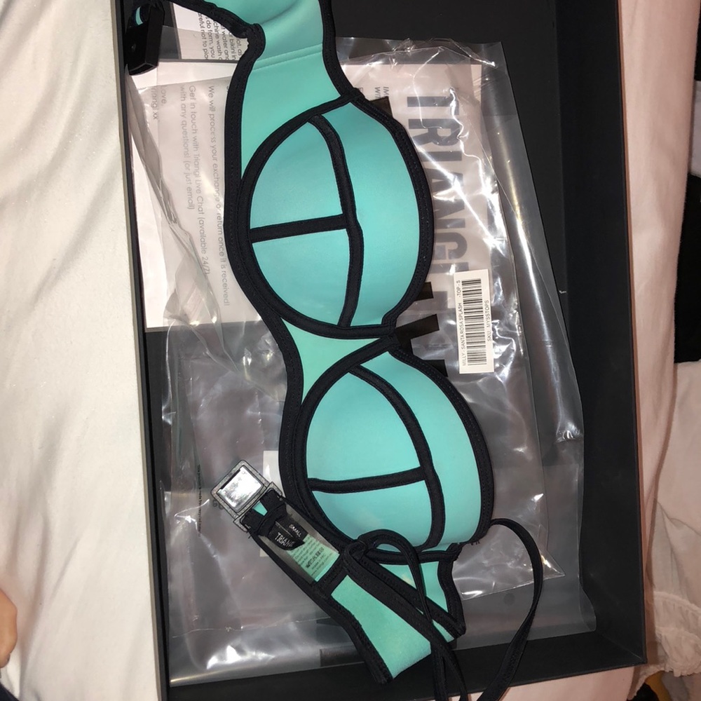 Triangl bikini top